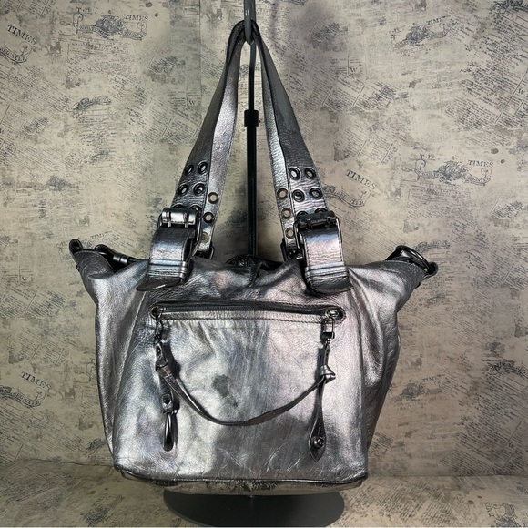 Francesco Biasia Distressed Metallic Leather Shoulder Bag - Picture 1 of 16